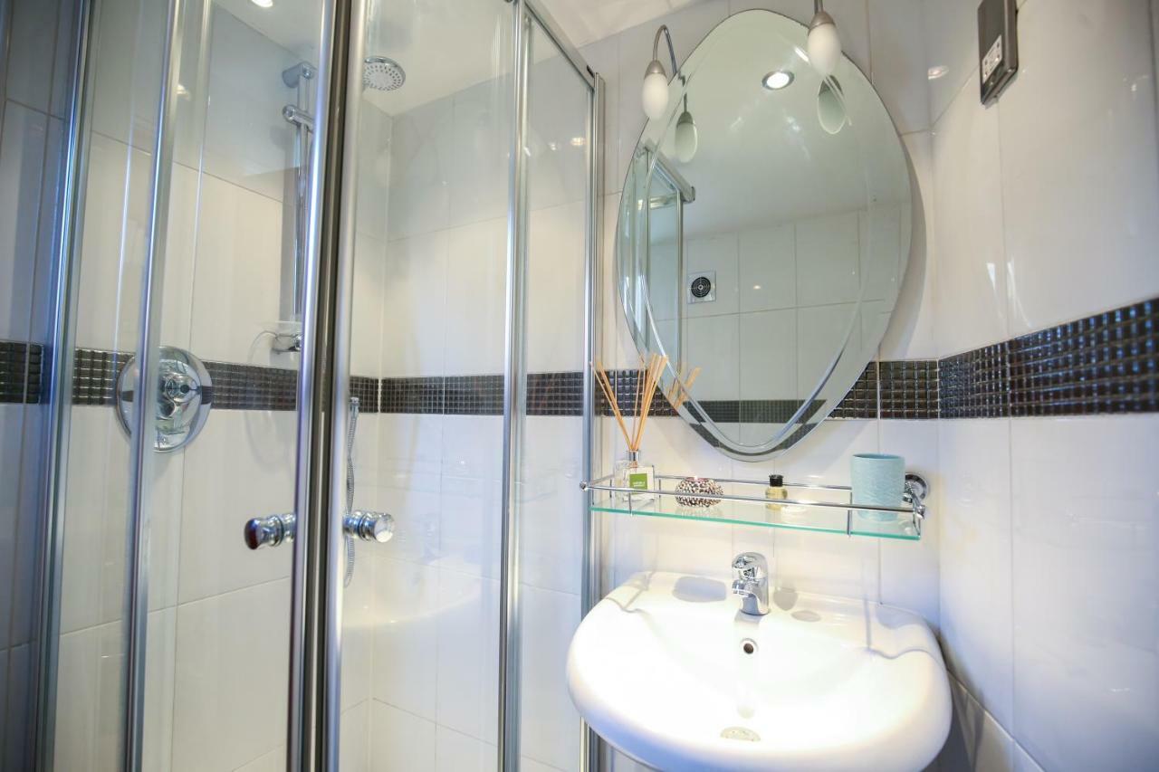 Cobbleview Rooms ويتبي المظهر الخارجي الصورة
